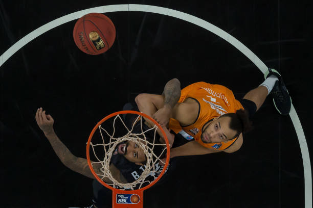 越来越多的 越来越多的