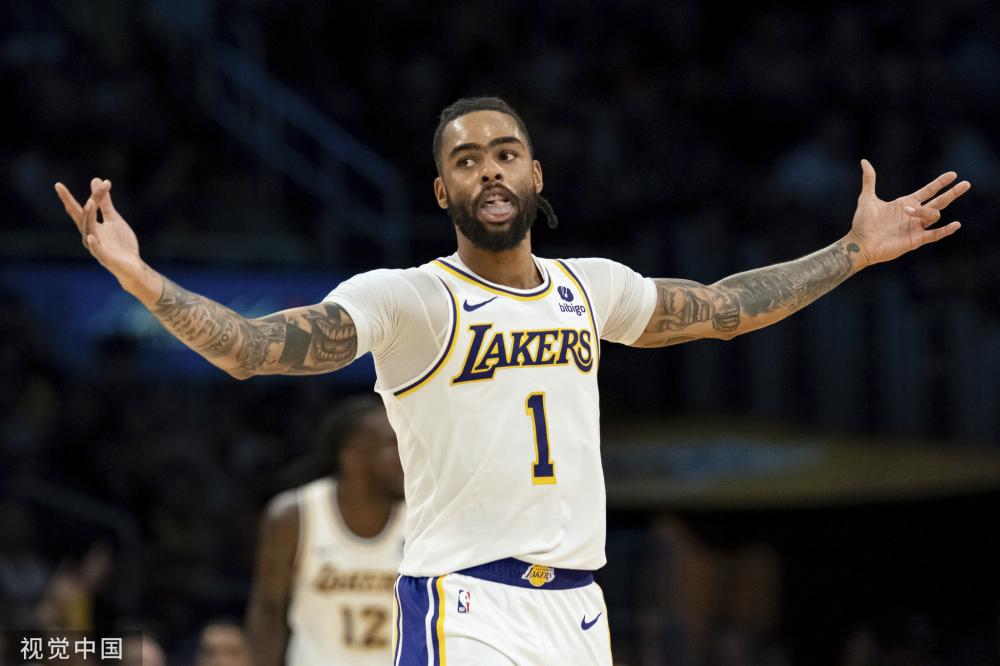 球战术中头 球战术中头