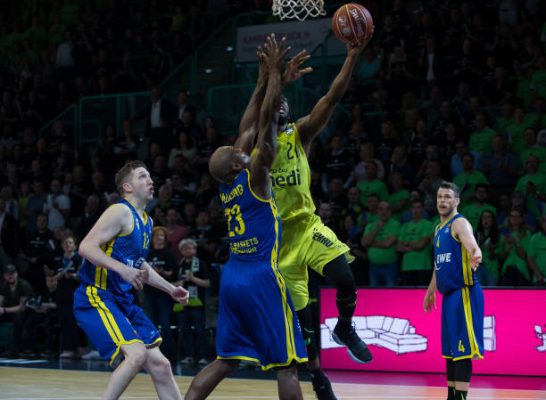 我可以帮你 我可以帮你