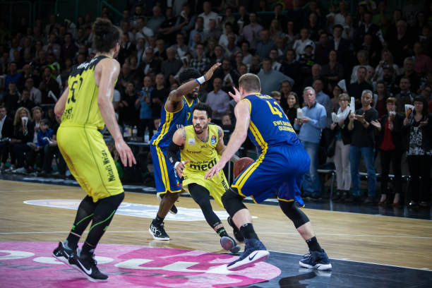 我可以帮你 我可以帮你