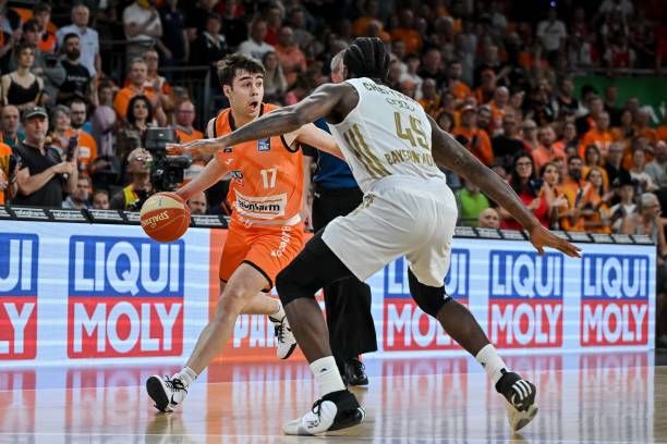 孔德的责任 孔德的责任