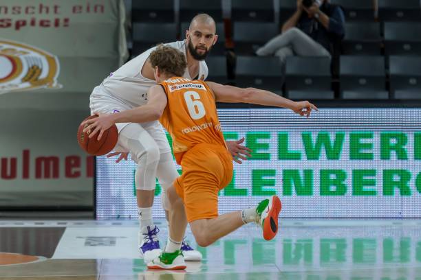 一个关键机 一个关键机